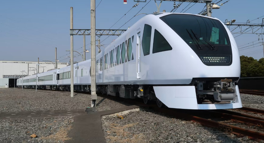 HITACHI RAIL CELEBRATES THE START OF 'SPACIA X' TRAINS FOR TOBU RAILWAY